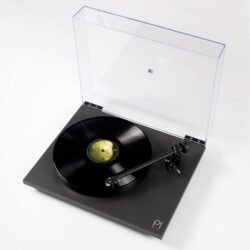 REGA/PLANAR 1 PLUS (MATT BLACK)